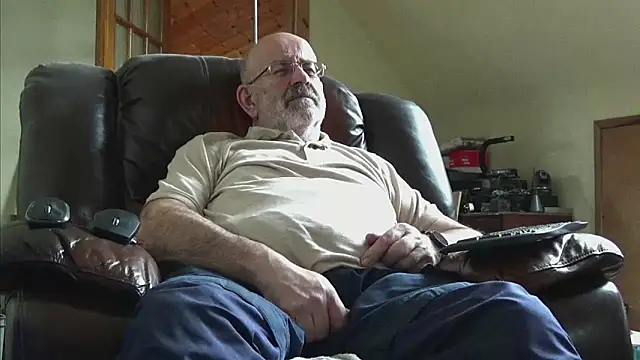 janzer13 online show from February 22, 1:46 pm