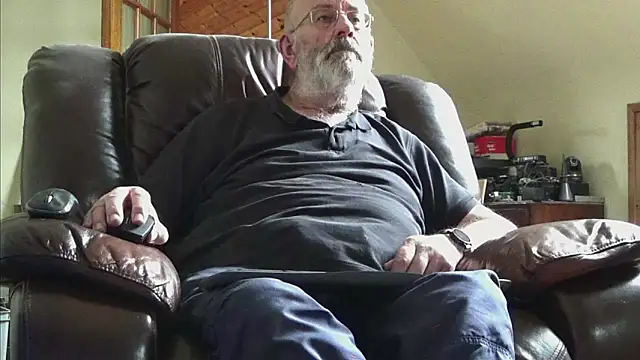 janzer13 online show from March 26, 1:53 pm