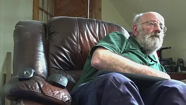 janzer13 online show from February 7, 2:14 pm