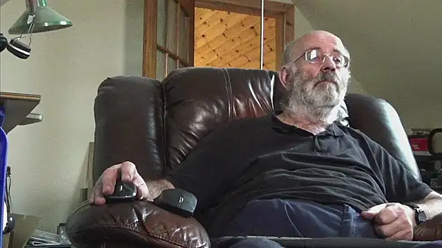 janzer13 online show from November 26, 2:50 pm