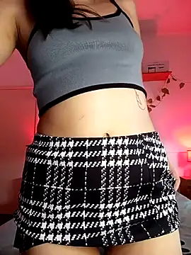 Snapshot of Maia_0 chatting on May 1, 1:49 pm Maia 0 online show from May 1, 1:49 pm