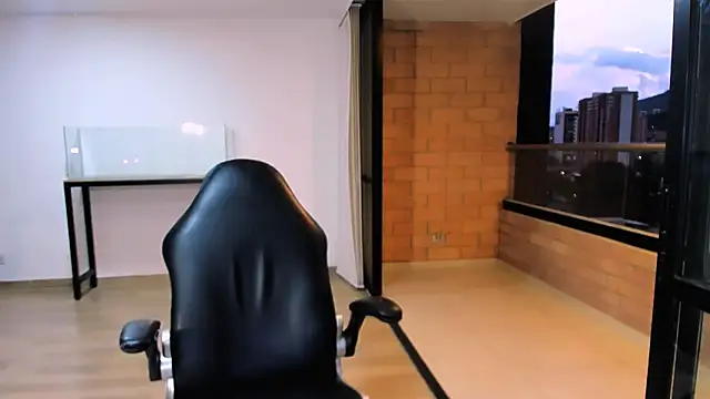 your babydoll  online show from April 17, 11:18 pm