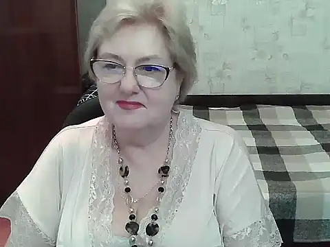 Snapshot of Renata62011 chatting on June 28, 12:00 pm Renata62011 online show from June 28, 12:00 pm
