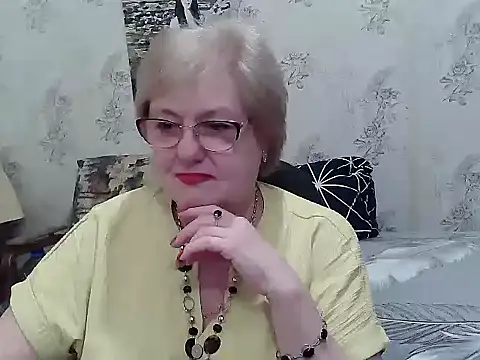 Renata62011 online show from May 10, 12:20 pm