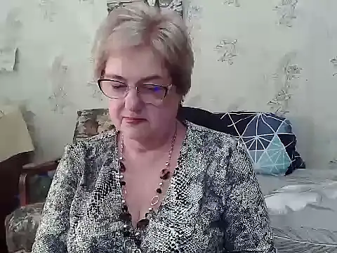 Snapshot of Renata62011 chatting on June 20, 12:10 pm Renata62011 online show from June 20, 12:10 pm