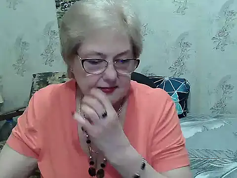 Snapshot of Renata62011 chatting on June 11, 12:35 pm Renata62011 online show from June 11, 12:35 pm