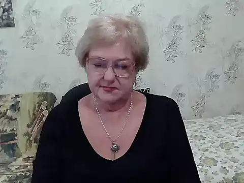 Snapshot of Renata62011 chatting on October 17, 11:45 am Renata62011 online show from October 17, 11:45 am