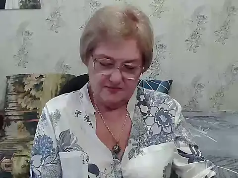 Renata62011 online show from November 16, 12:43 pm