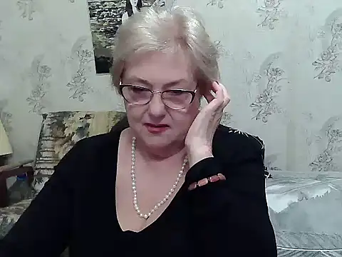 Renata62011 online show from May 31, 5:13 am