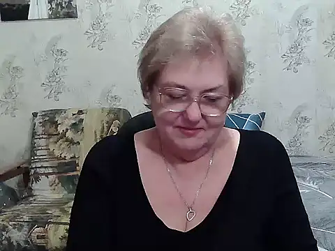 Renata62011 online show from November 18, 4:21 pm