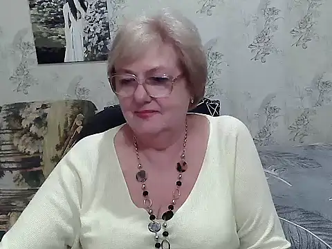 Renata62011 online show from April 20, 7:04 pm