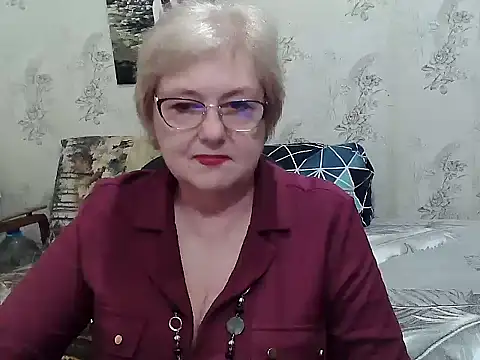 Snapshot of Renata62011 chatting on June 9, 12:17 pm Renata62011 online show from June 9, 12:17 pm