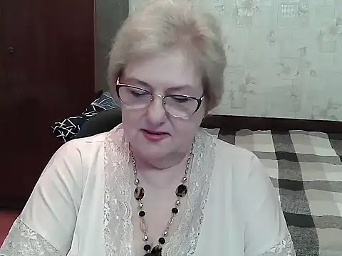 Snapshot of Renata62011 chatting on June 30, 5:46 pm Renata62011 online show from June 30, 5:46 pm