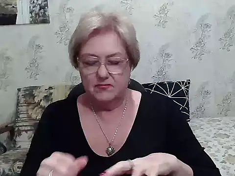 Snapshot of Renata62011 chatting on September 20, 2:27 am Renata62011 online show from September 20, 2:27 am