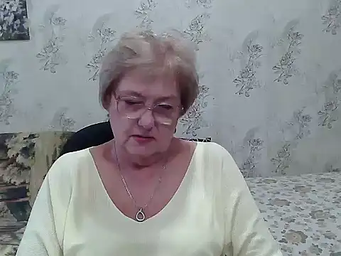 Snapshot of Renata62011 chatting on October 7, 11:55 am Renata62011 online show from October 7, 11:55 am