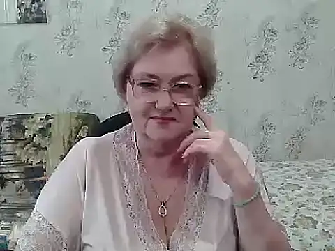 Snapshot of Renata62011 chatting on October 12, 10:38 am Renata62011 online show from October 12, 10:38 am