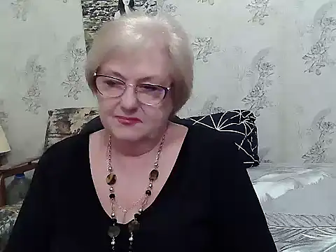 Renata62011 online show from May 11, 11:44 am