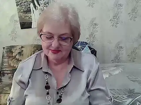 Renata62011 online show from June 1, 12:49 pm