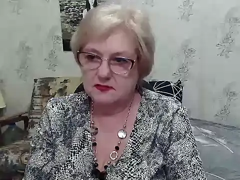 Renata62011 online show from May 7, 4:21 pm