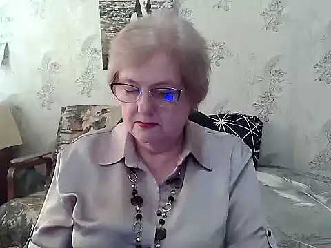Renata62011 online show from May 4, 11:57 am