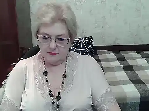 Snapshot of Renata62011 chatting on July 9, 12:26 pm Renata62011 online show from July 9, 12:26 pm