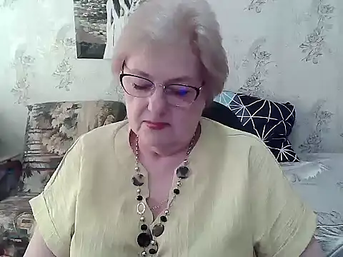 Renata62011 online show from May 29, 11:38 am