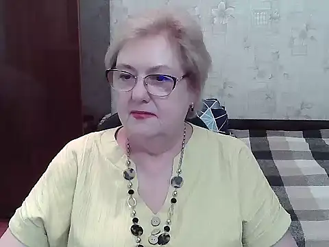 Snapshot of Renata62011 chatting on July 1, 12:38 pm Renata62011 online show from July 1, 12:38 pm