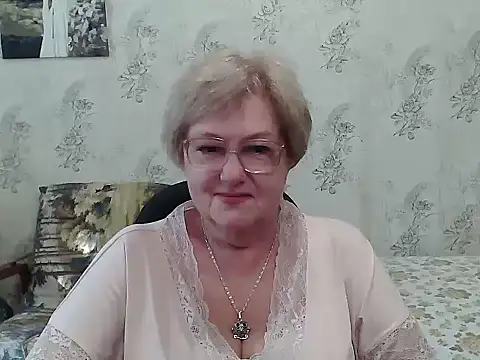 Snapshot of Renata62011 chatting on September 28, 11:06 am Renata62011 online show from September 28, 11:06 am