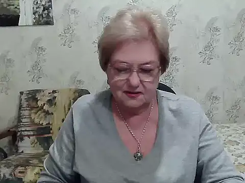 Snapshot of Renata62011 chatting on September 27, 1:34 am Renata62011 online show from September 27, 1:34 am