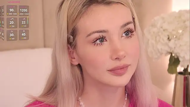 Snapshot of Nesolla chatting on October 20, 7:14 pm Nesolla online show from October 20, 7:14 pm