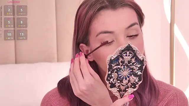 Snapshot of Nesolla chatting on November 25, 3:01 pm Nesolla online show from November 25, 3:01 pm