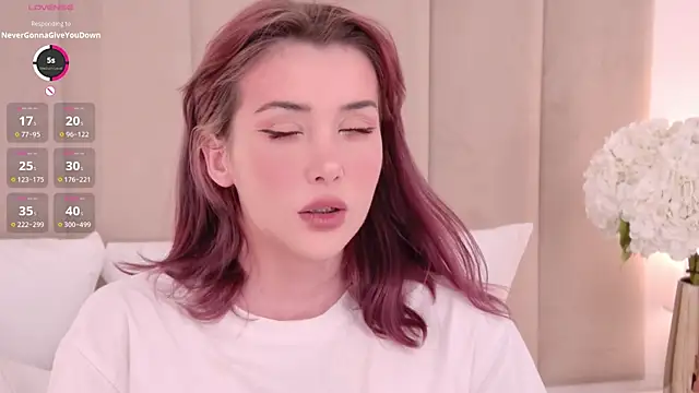 Snapshot of Nesolla chatting on November 16, 12:32 pm Nesolla online show from November 16, 12:32 pm