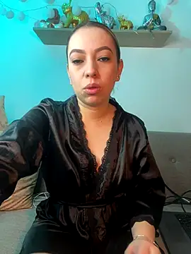 Snapshot of Moon_Blake chatting on September 18, 1:03 pm Moon Blake online show from September 18, 1:03 pm