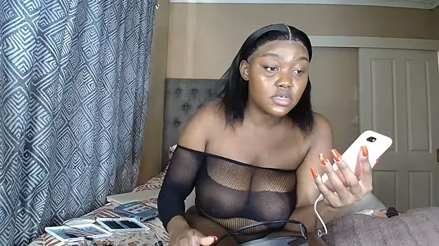 nanababe1 online show from April 8, 12:28 pm