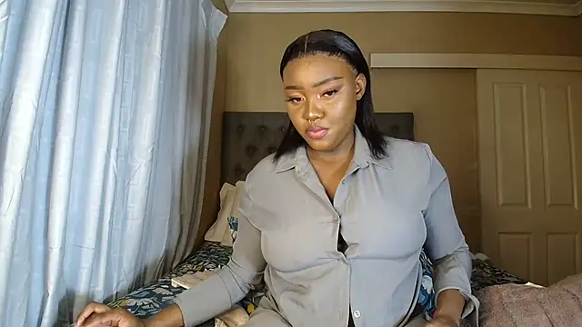 Snapshot of nanababe1 chatting on June 10, 8:04 am nanababe1 online show from June 10, 8:04 am