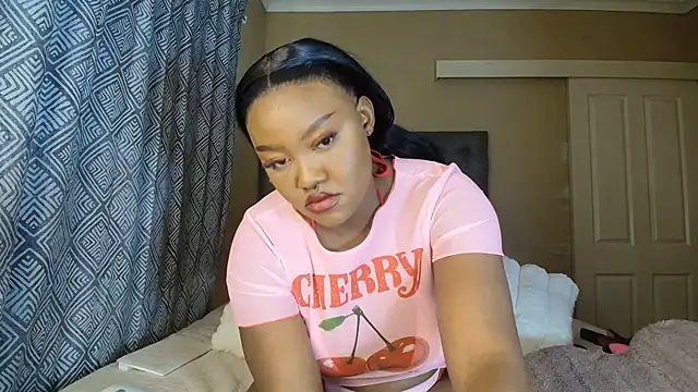 nanababe1 online show from May 27, 9:49 am