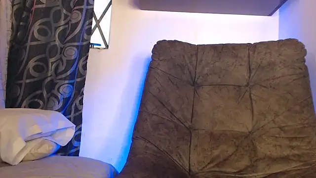 ArturoCardona  online show from April 7, 11:01 am