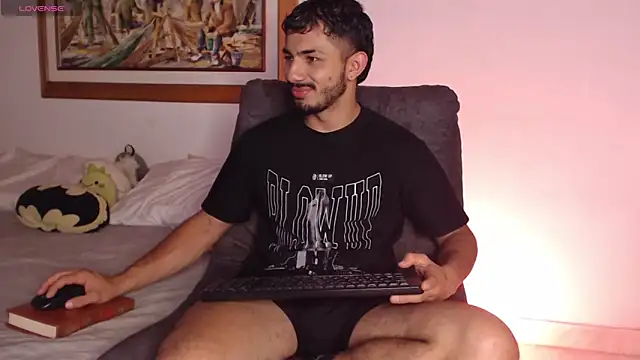 ArturoCardona  online show from February 28, 11:43 am