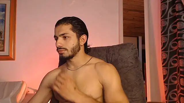 Snapshot of ArturoCardona_ chatting on June 27, 5:35 am ArturoCardona online show from June 27, 5:35 am