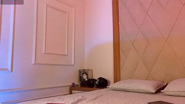 ArturoCardona  online show from January 17, 2:15 am