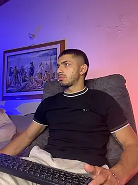 ArturoCardona  online show from November 28, 2:06 pm