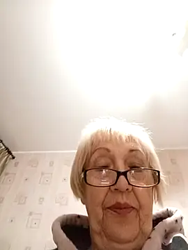 Snapshot of Anatolia5961 chatting on October 1, 3:22 am Anatolia5961 online show from October 1, 3:22 am