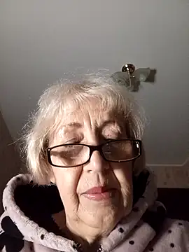 Snapshot of Anatolia5961 chatting on October 17, 2:15 am Anatolia5961 online show from October 17, 2:15 am