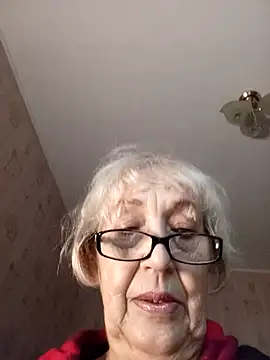 Snapshot of Anatolia5961 chatting on November 10, 4:39 am Anatolia5961 online show from November 10, 4:39 am