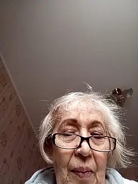 Snapshot of Anatolia5961 chatting on November 9, 11:14 am Anatolia5961 online show from November 9, 11:14 am