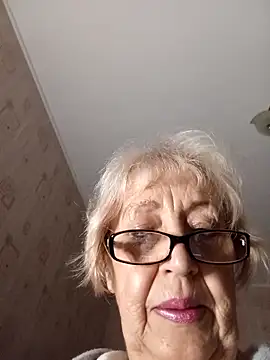 Snapshot of Anatolia5961 chatting on October 18, 3:08 am Anatolia5961 online show from October 18, 3:08 am