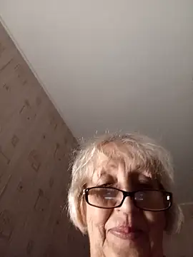 Snapshot of Anatolia5961 chatting on November 25, 6:08 pm Anatolia5961 online show from November 25, 6:08 pm