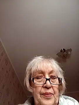 Snapshot of Anatolia5961 chatting on November 23, 5:39 am Anatolia5961 online show from November 23, 5:39 am