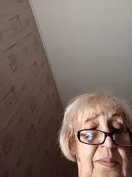 Snapshot of Anatolia5961 chatting on November 30, 3:24 pm Anatolia5961 online show from November 30, 3:24 pm