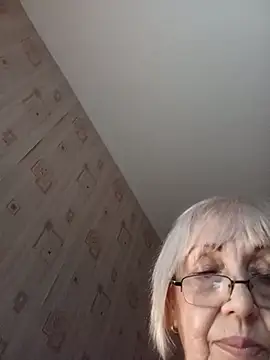 Snapshot of Anatolia5961 chatting on July 9, 4:50 pm Anatolia5961 online show from July 9, 4:50 pm